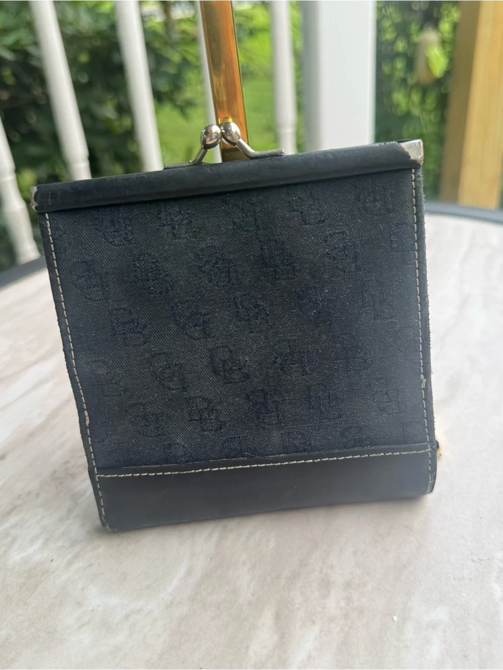 Dooney & Bourke Black Leather Card Wallet with Contrast Stitching